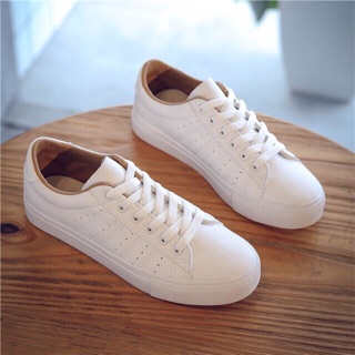 White rubber shoes #6652 ( add 1 size order ) | Shopee Philippines