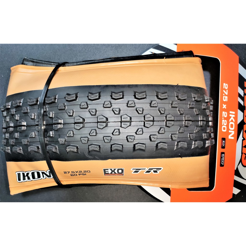 maxxis tan wall 29