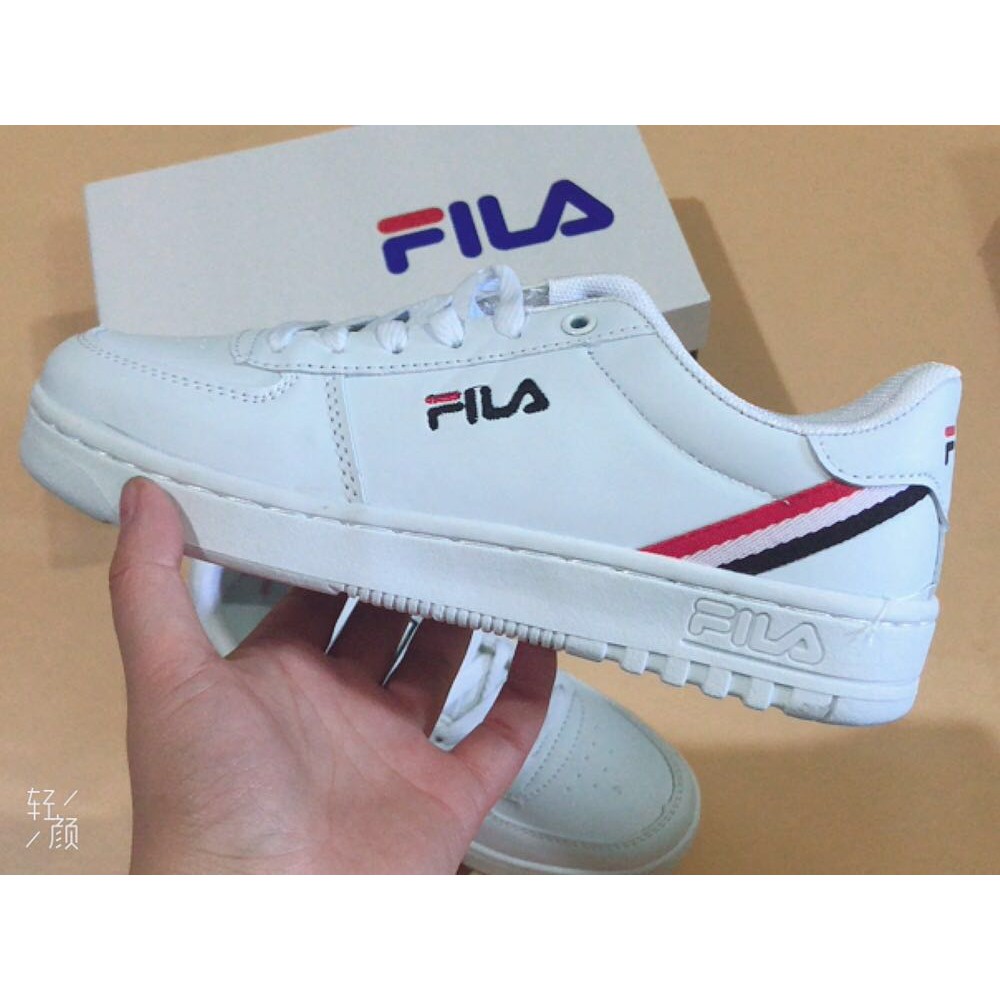 fila low top sneakers