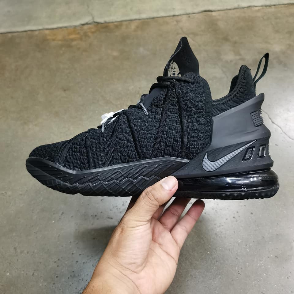 lebron 18 triple black