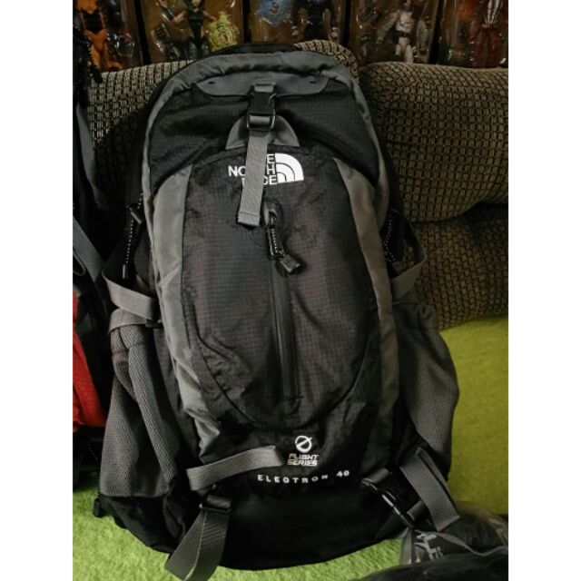 the north face electron 40l