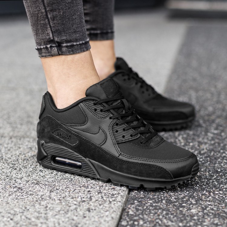 air max 90 all black suede