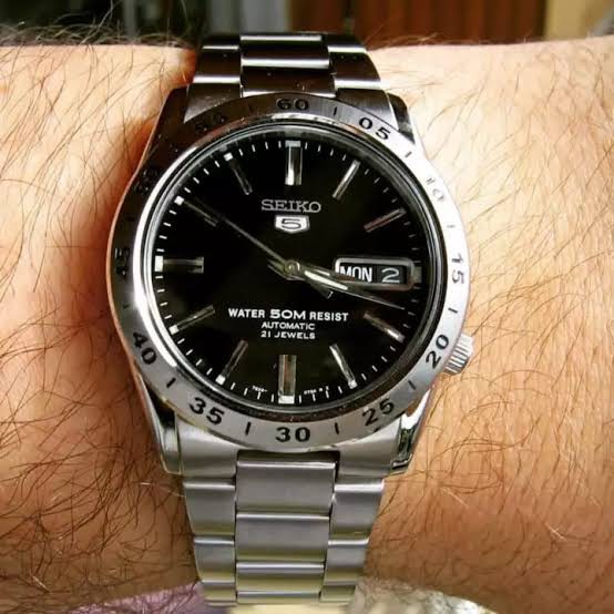 seiko 5 automatic black watch snke01k1