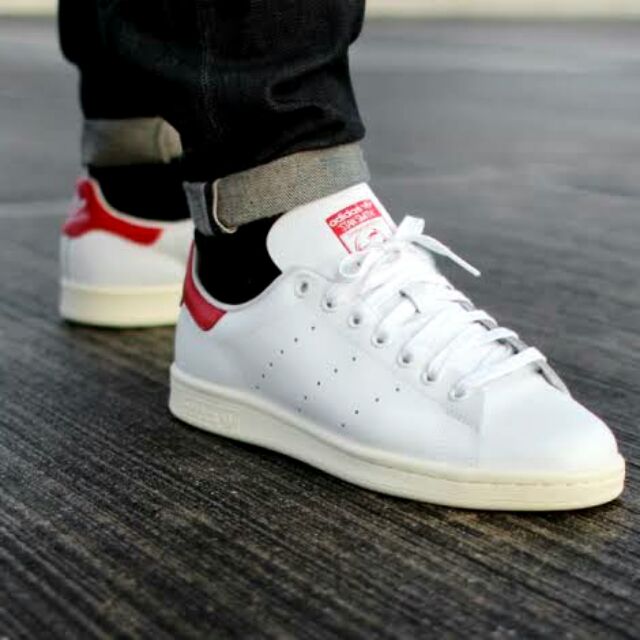 red stan smiths mens