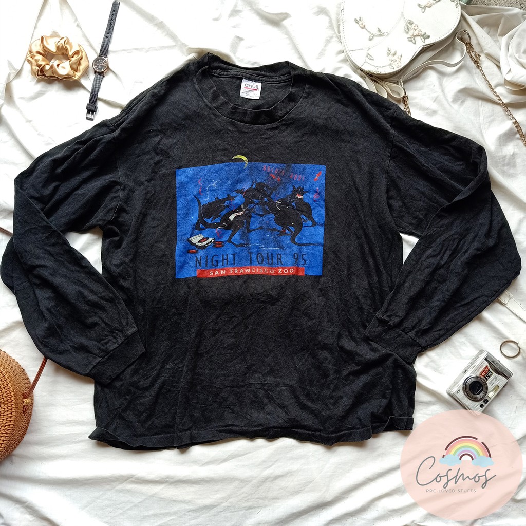 trendy black sweater
