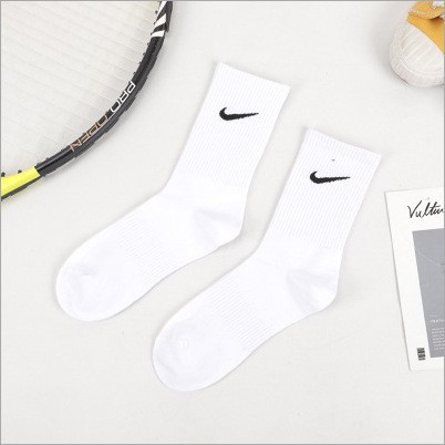 iconic socks nike