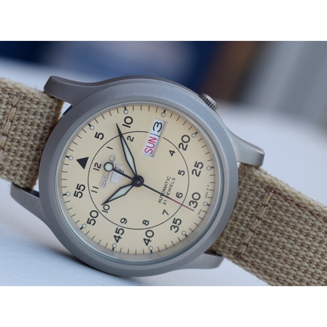 seiko 5 snk803