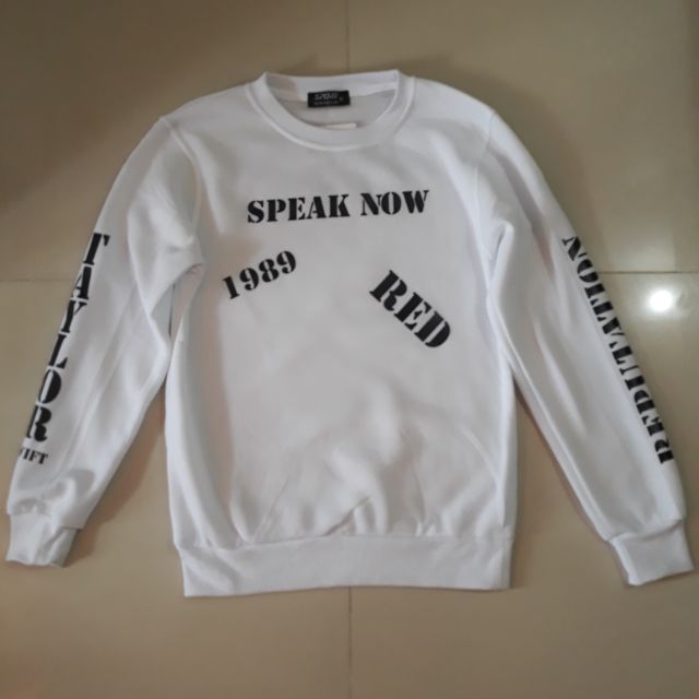 taylor swift white sweatshirt