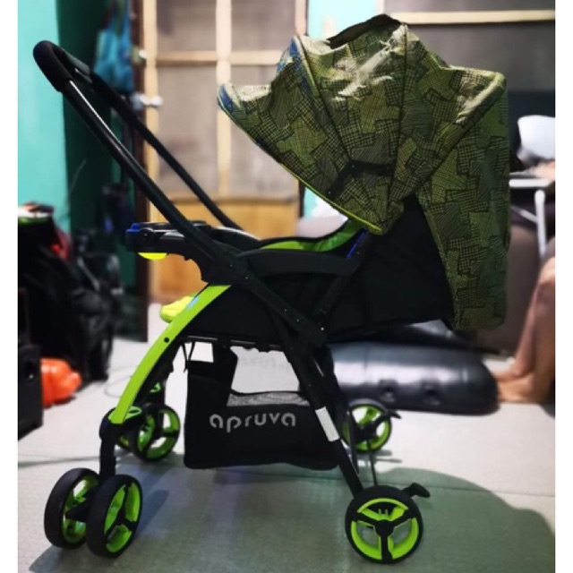 apruva folding deluxe baby stroller