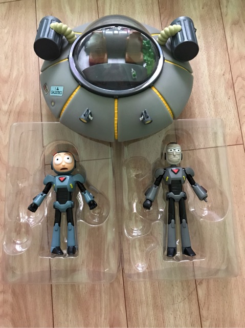 rick and morty spaceship toy