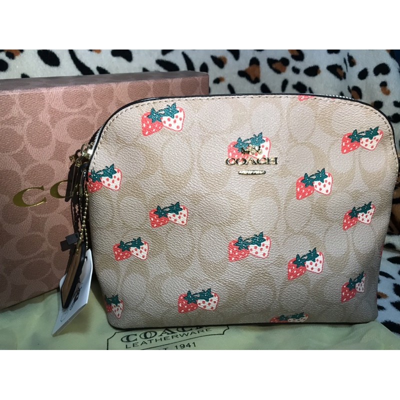 gucci strawberry twilly