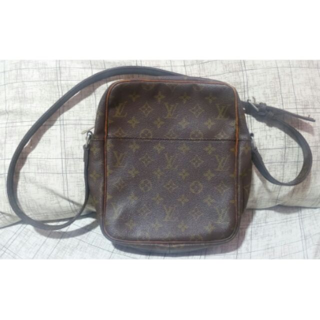 vintage lv sling bag