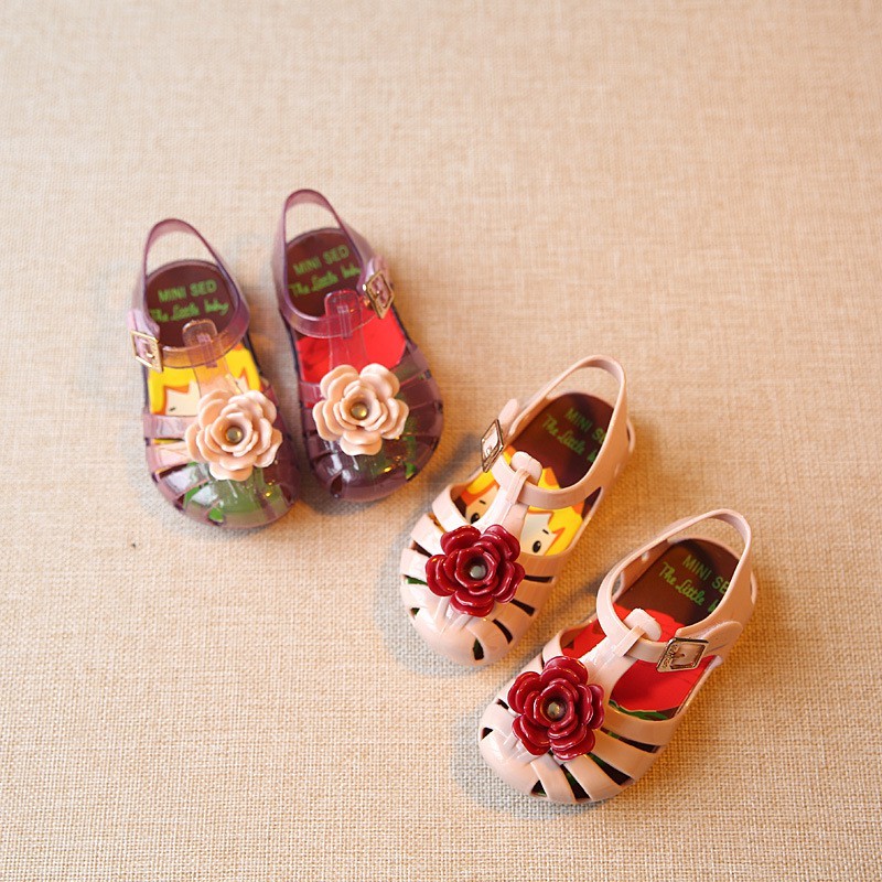 baby girl size 4 jelly shoes