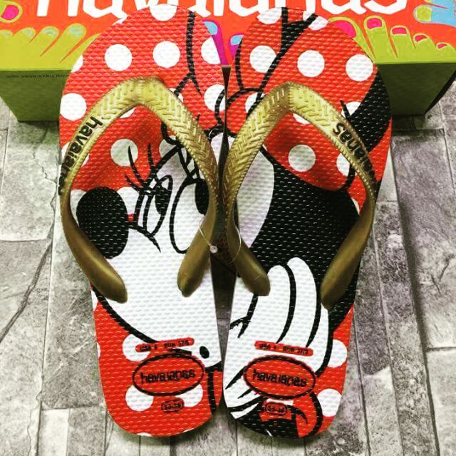 havaianas mickey mouse flip flops