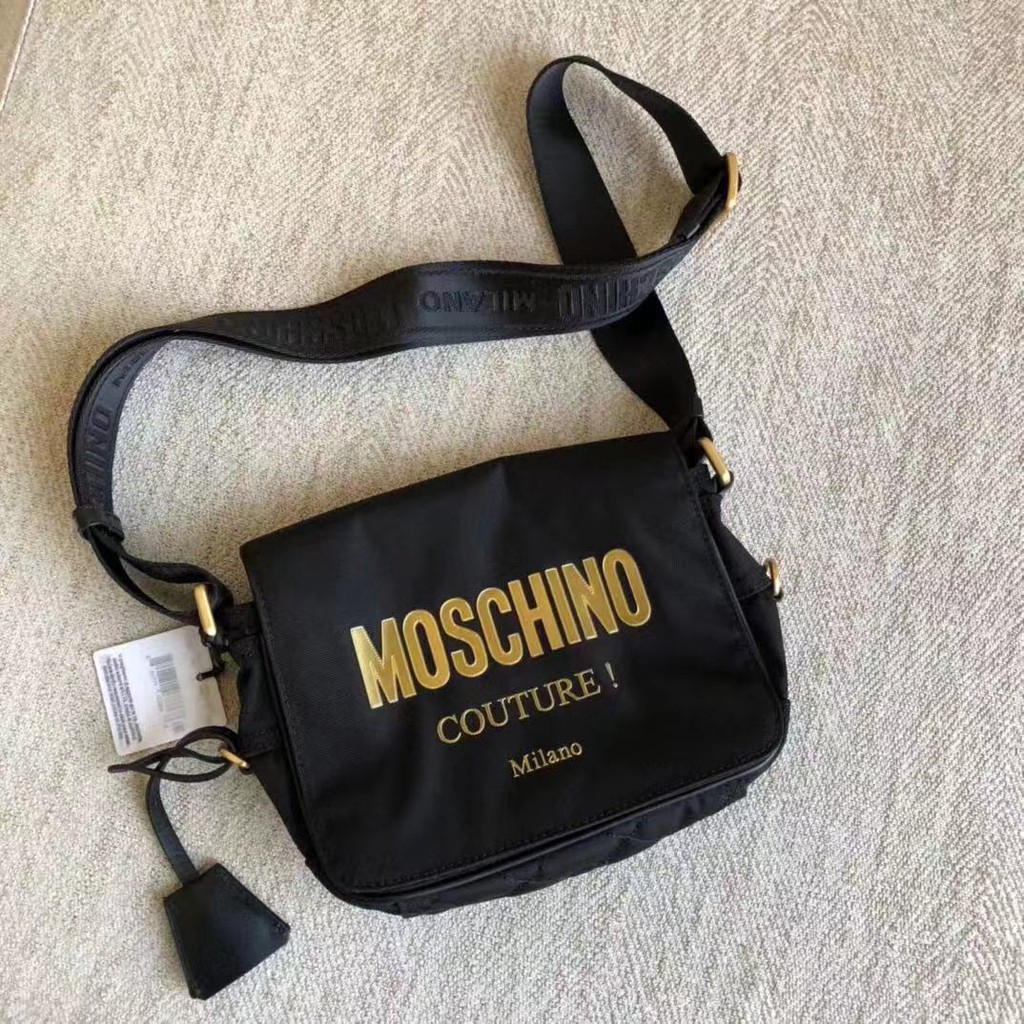 very moschino bag