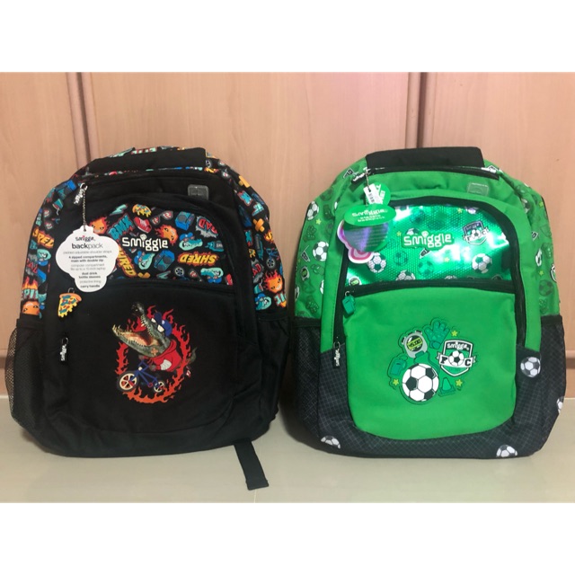 smiggle classic backpack