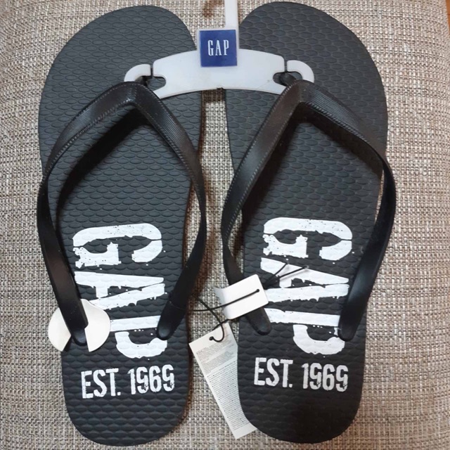 the gap slippers