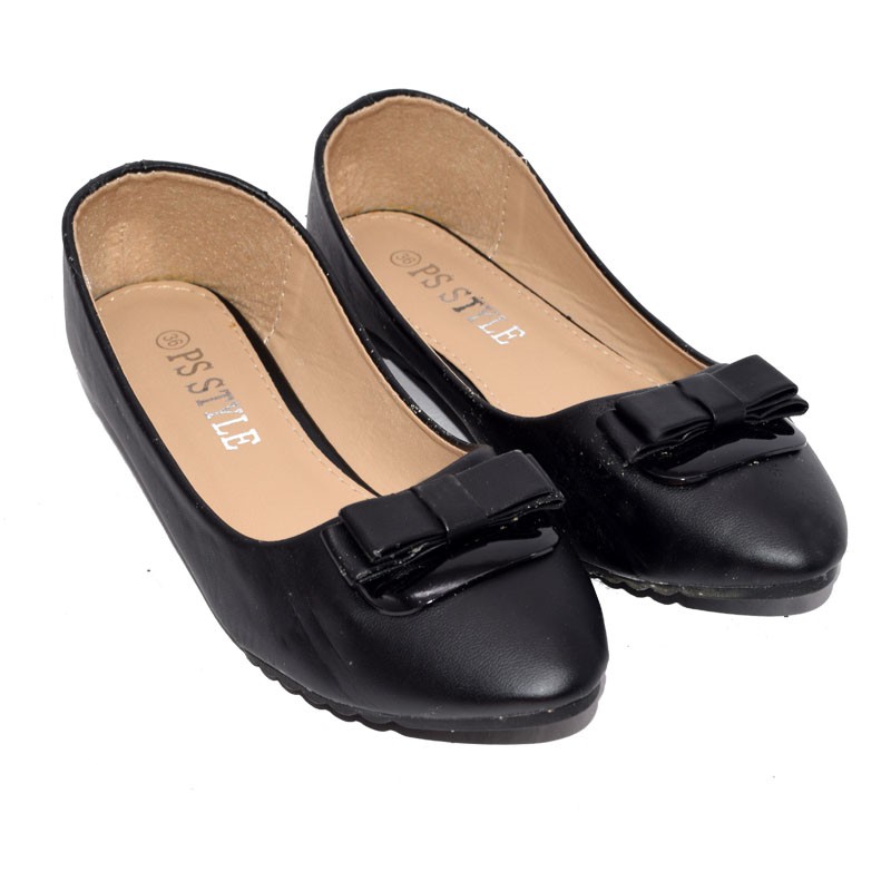 close shoes for women