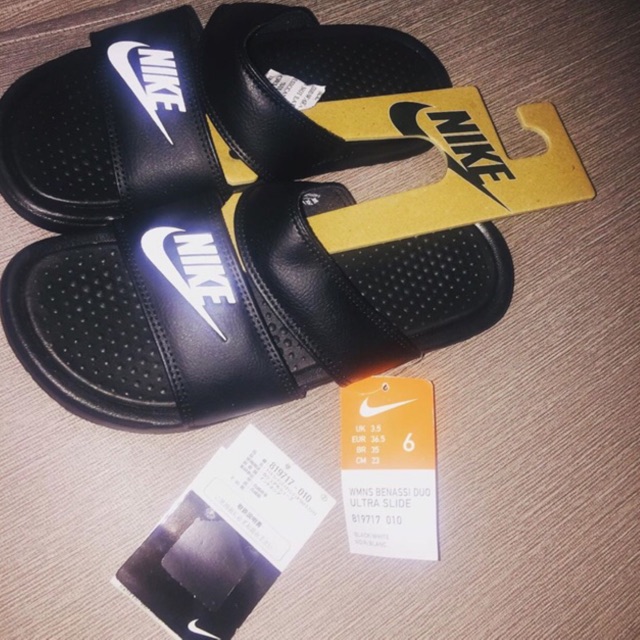 nike original slides