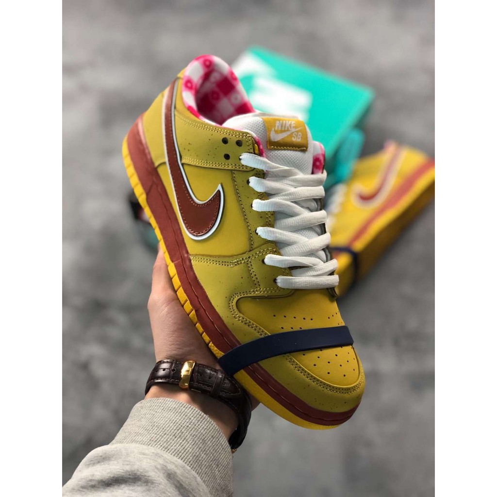 nike dunk yellow lobster