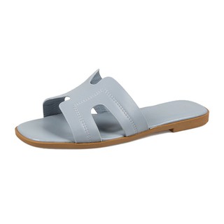 sandals with h shape