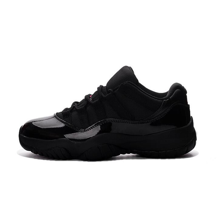 air jordan 11 retro low black