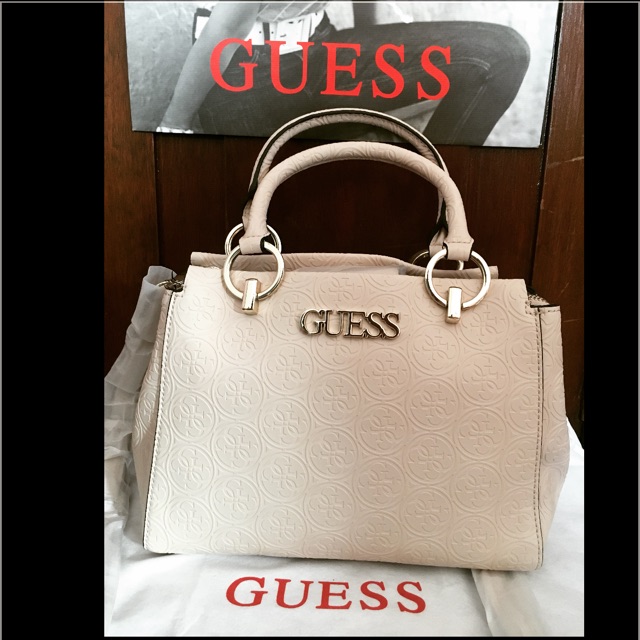 guess cream bag