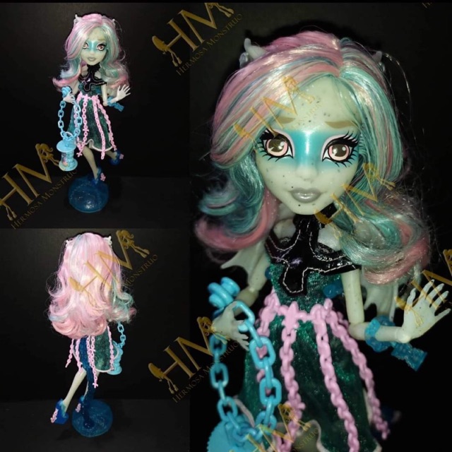 monster high haunted rochelle goyle