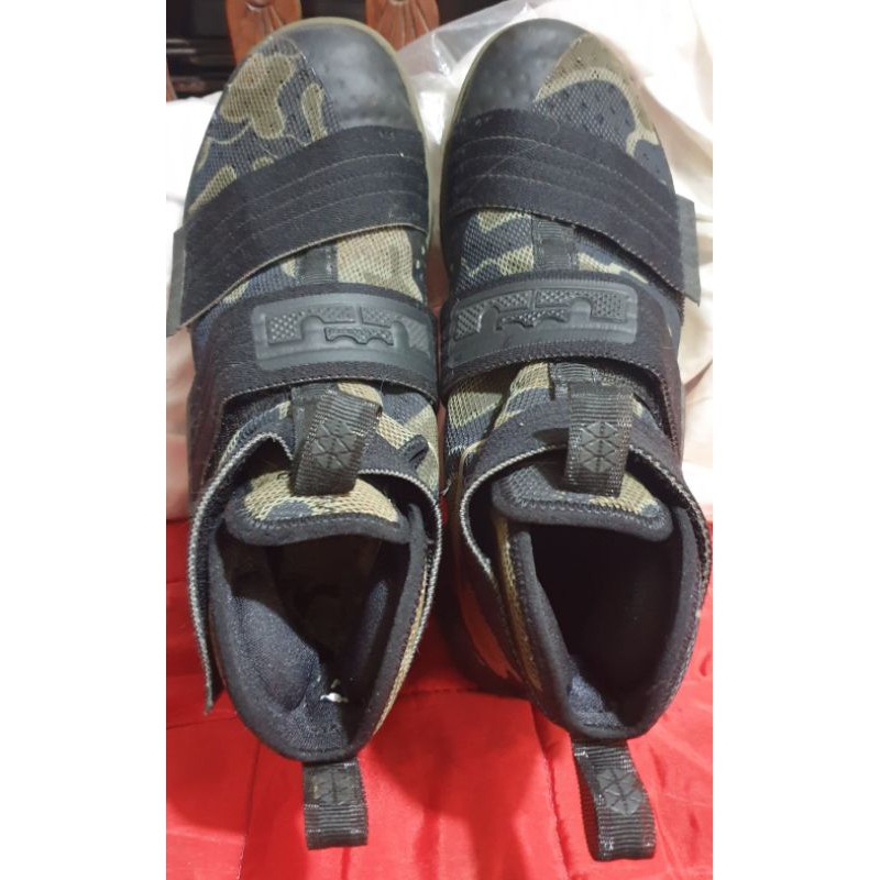 nike lebron soldier x11