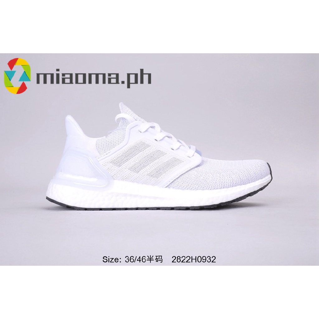 sport shoes white color