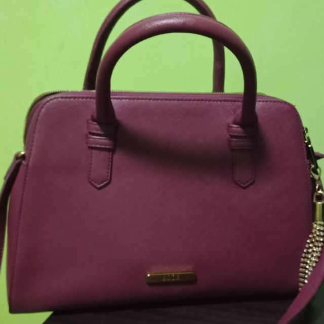 elle handbags price