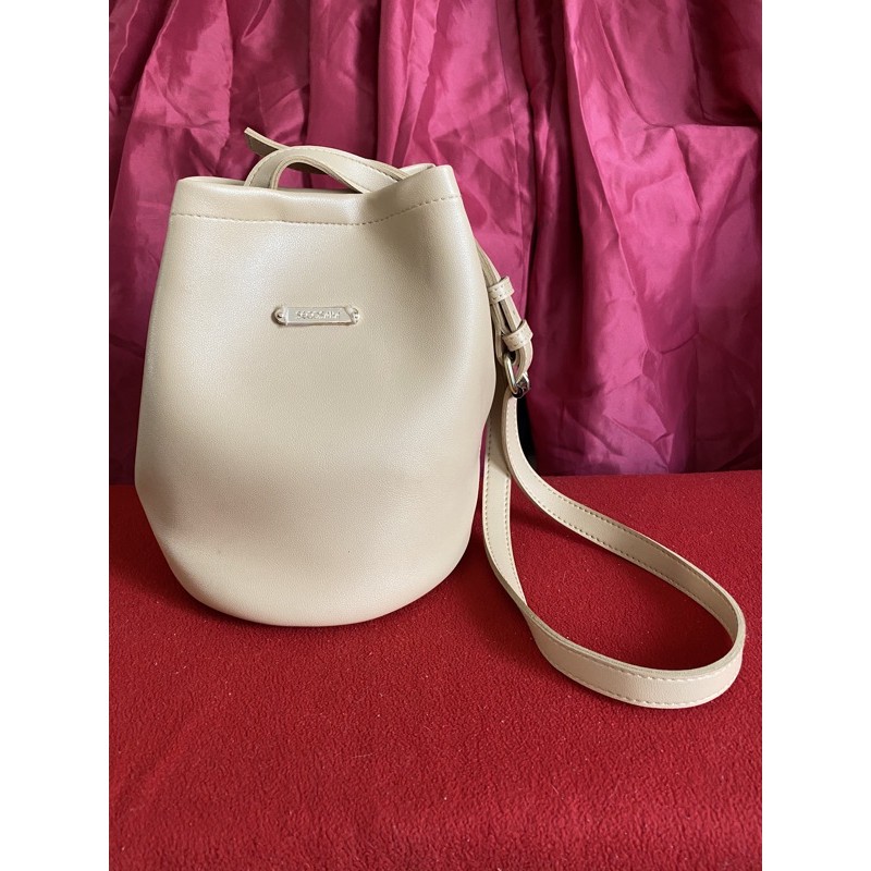 secosana mini sling bag