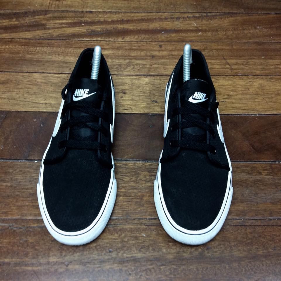 nike toki low price