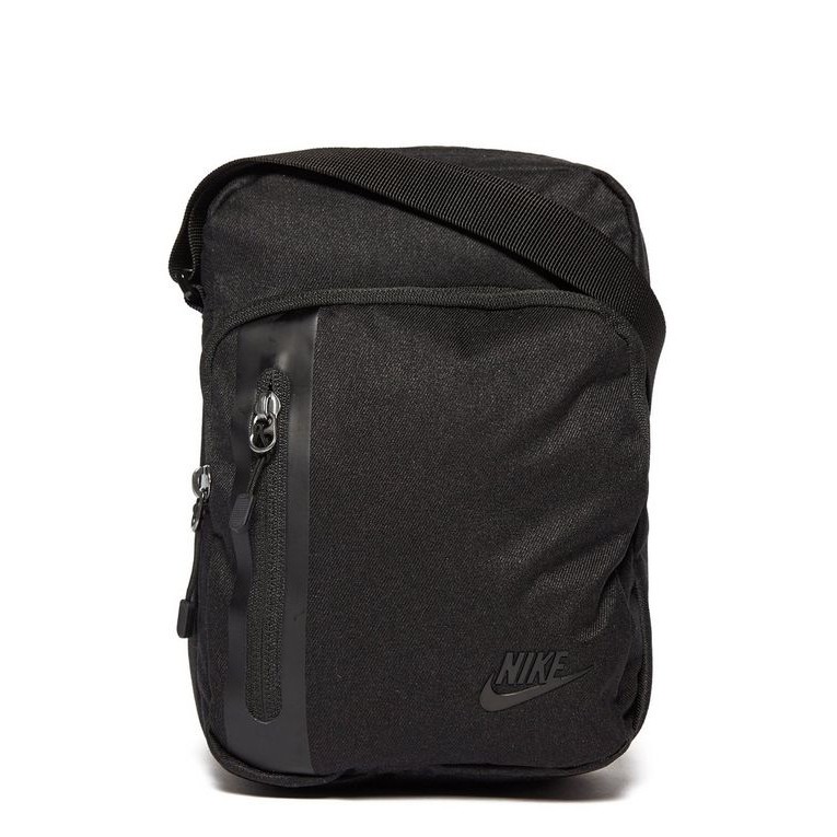 nike core small 3.0