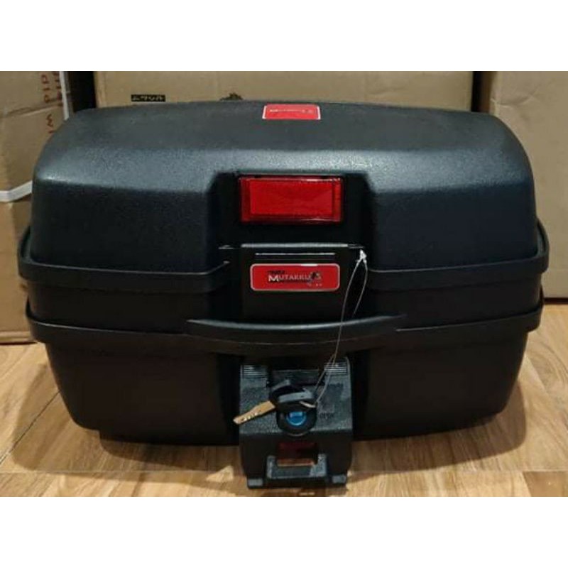 square motorcycle top box