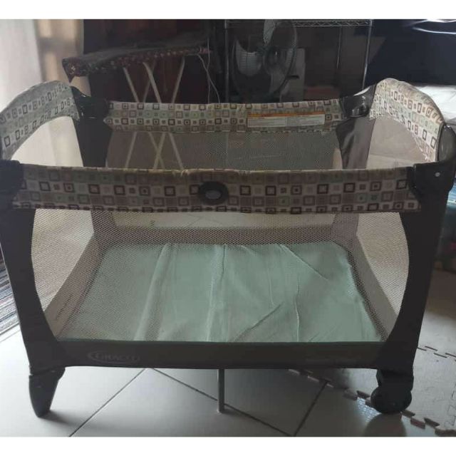 graco baby crib