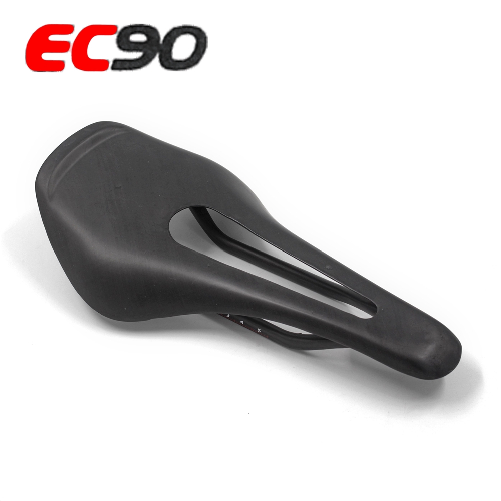 carbon fibre saddle