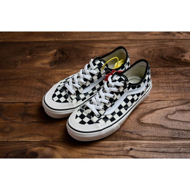 vans style 36 decon checkerboard