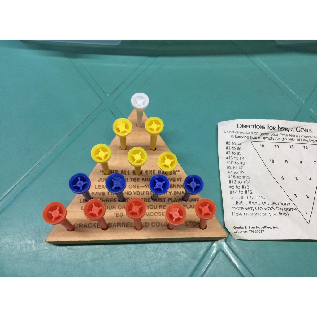 THE CRACKER BARREL TRIANGLE PEG GAME | Shopee Philippines