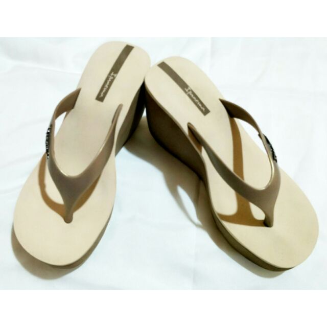 ipanema platform sandals