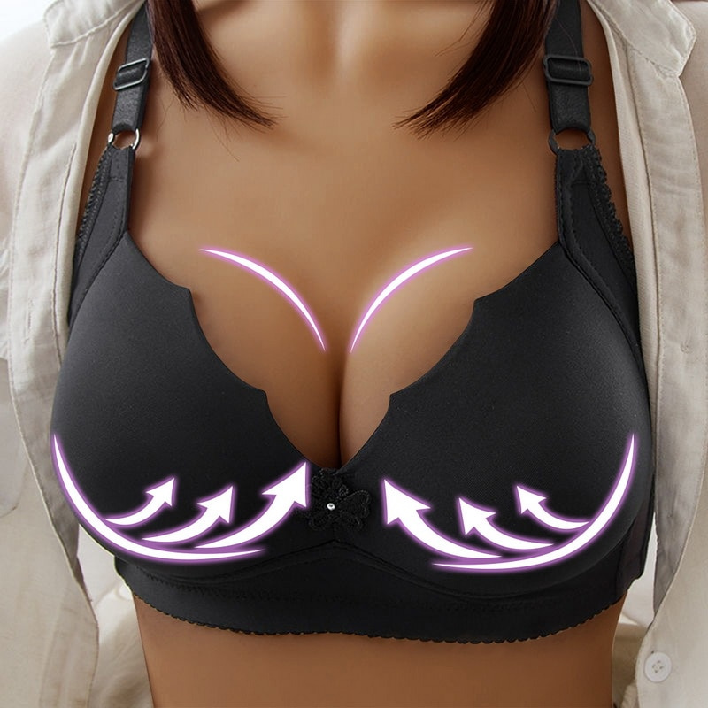 Free Pictures Of Women With Big Breasts