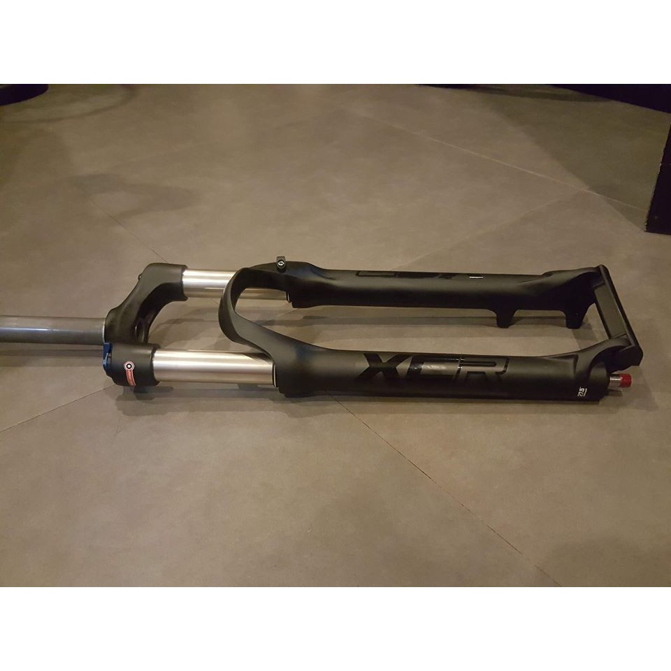 fork suntour xcr air