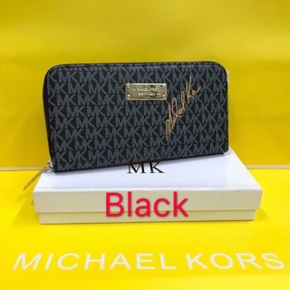 michael kors wallet used