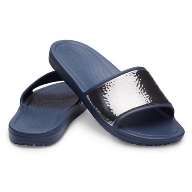 crocs metallic slide