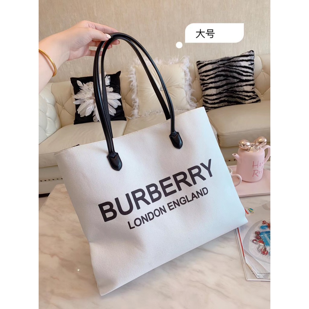 burberry shopping bag