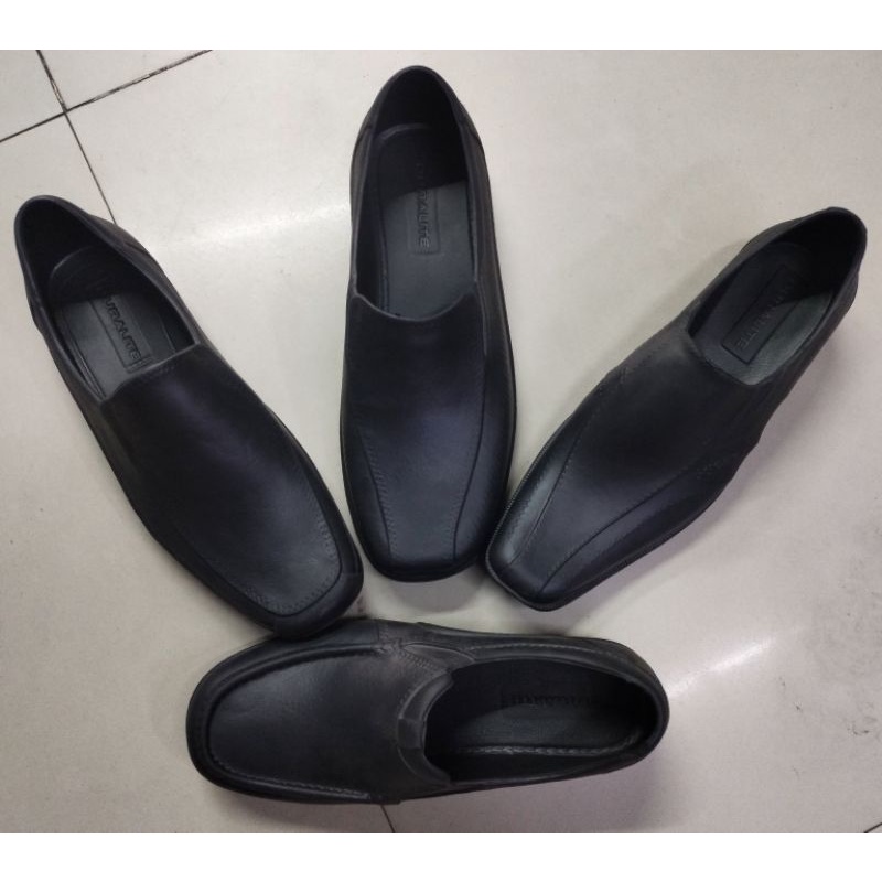 waterproof plastic shoes