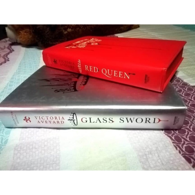 Red Queen Collector S Edition Set Shopee Philippines