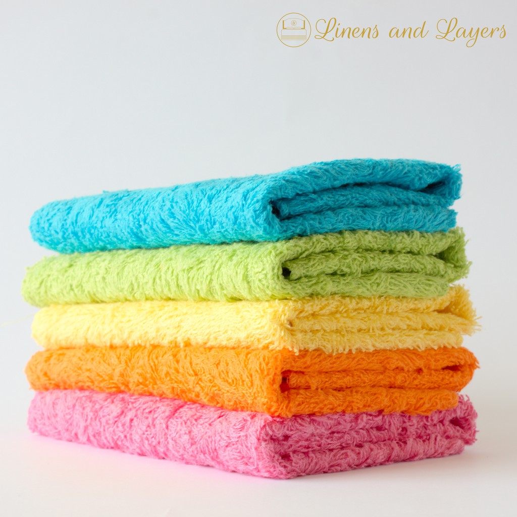 bright colored bath towels