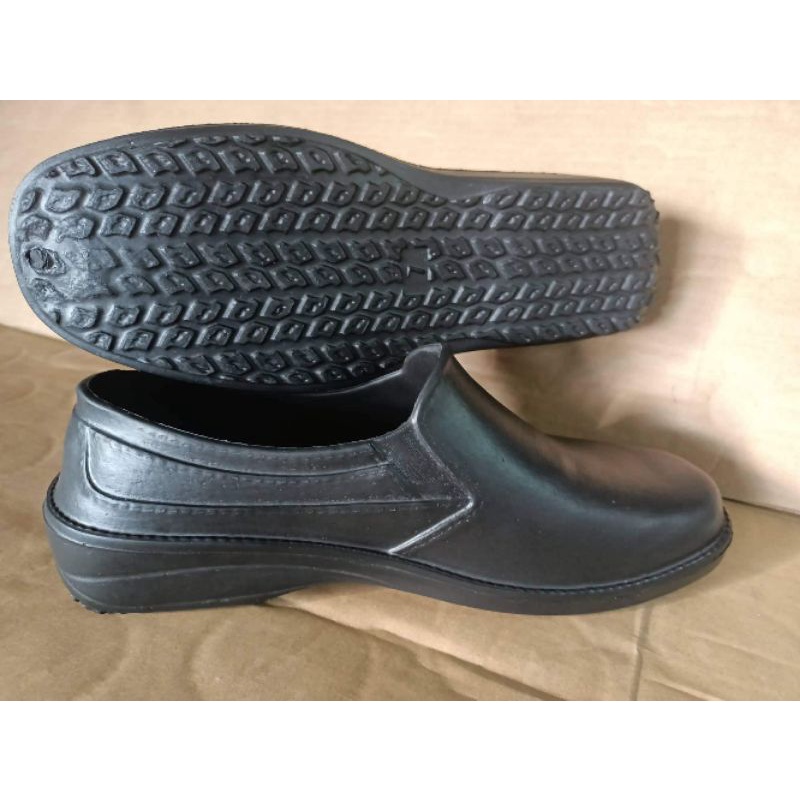 Eva men Shoes(crocs material) l magaan na sapatos l Bali lite shoesware