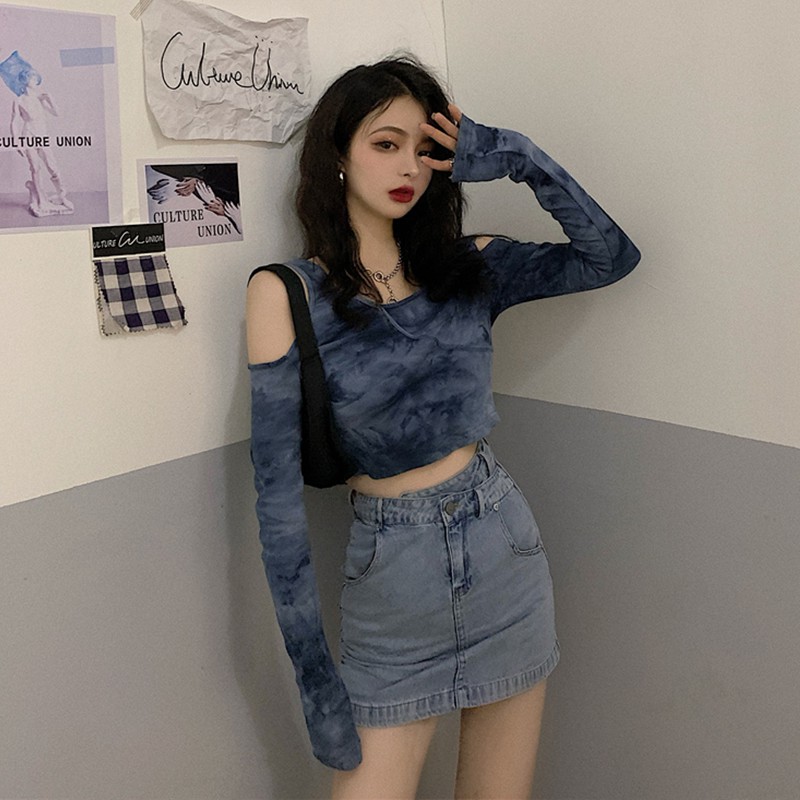 crop top with denim skirt